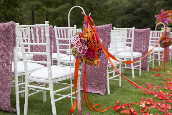 Christopher Confero Designs bright colored wedding in Alabama, photos by Wynter Photography | via junebugweddings.com