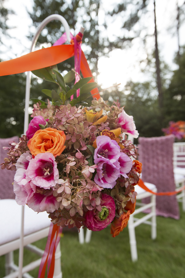 Christopher Confero Designs bright colored wedding in Alabama, photos by Wynter Photography | via junebugweddings.com