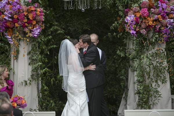 Christopher Confero Designs bright colored wedding in Alabama, photos by Wynter Photography | via junebugweddings.com