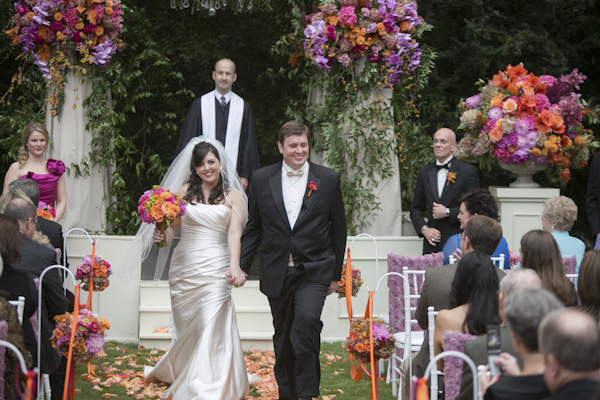 Christopher Confero Designs bright colored wedding in Alabama, photos by Wynter Photography | via junebugweddings.com