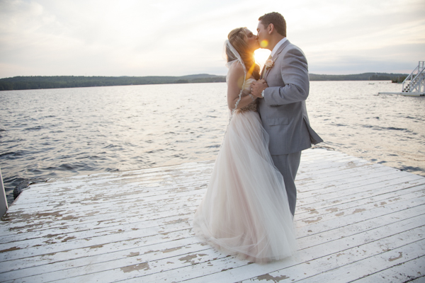 Maine wedding at Camp Takajo, photos by Adam Sjöberg and Nathan Smith for Ira Lippke Studios | via junebugweddings.com