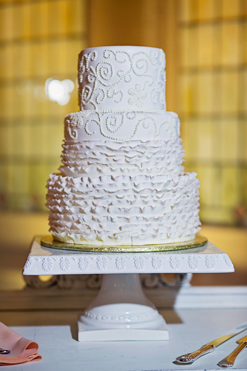 elegant pink and white wedding at the Arctic Club in Seattle with photos by Alante Photography | junebugweddings.com