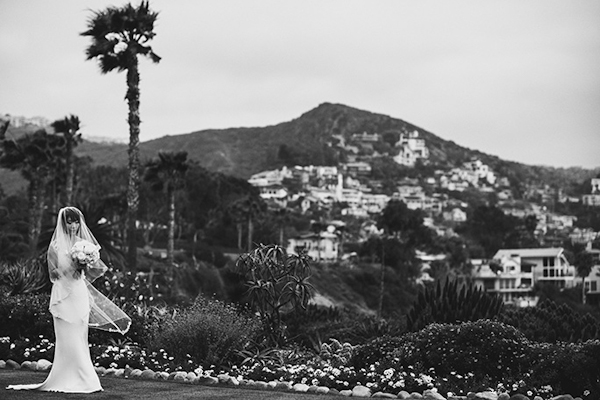 pink and white beach wedding at Montage Laguna Beach in California, photos by Erik Clausen  | via junebugweddings.com