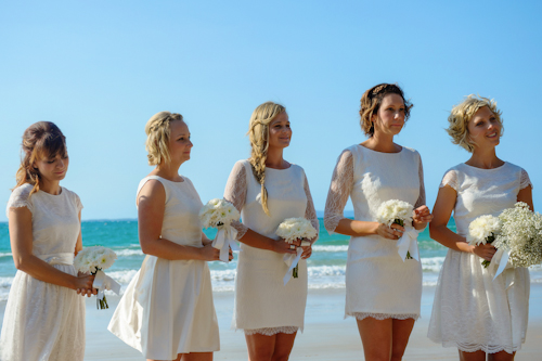 Little Cove, Noosa Australia beach wedding by 37 Frames Photography | junebugweddings.com