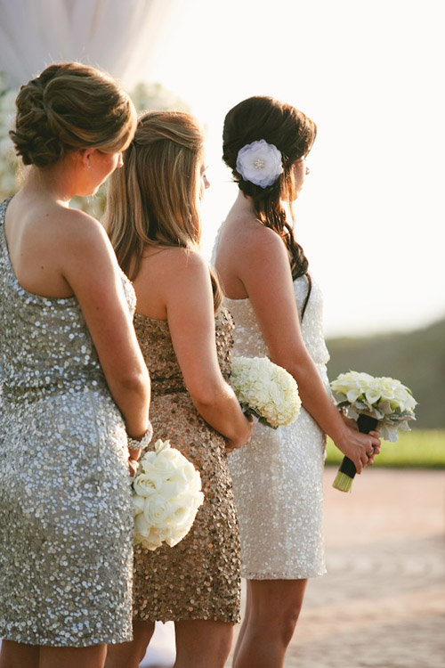 glamorous black, white and gold wedding at The resort at Pelican Hill, photo by APictureLife Photography | junebugweddings.com