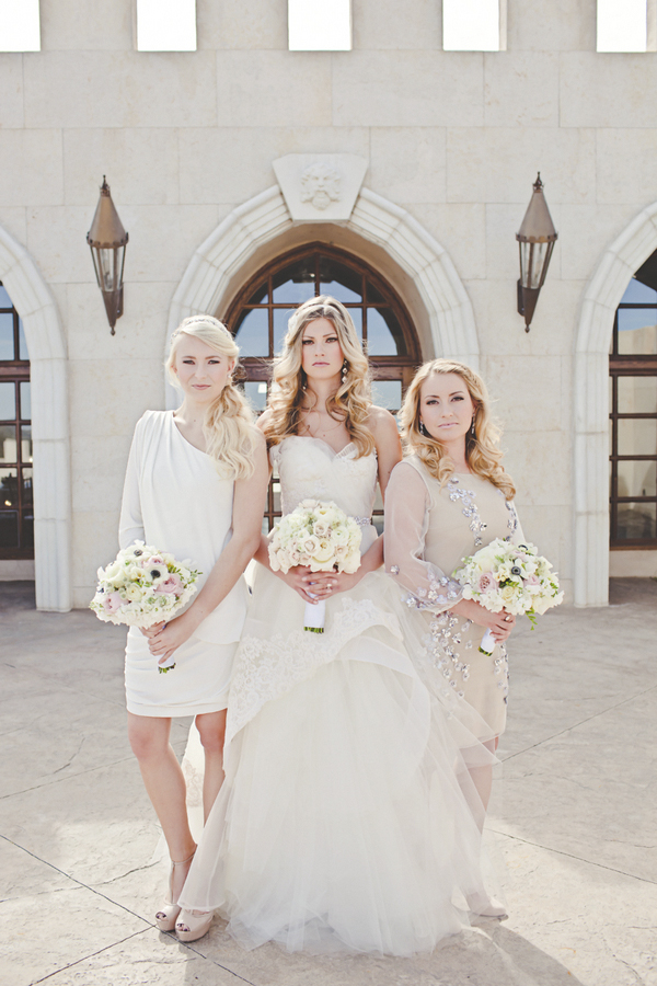 Boho glam styled shoot, photos by Lindsey Gomes Photography | via junebugweddings.com