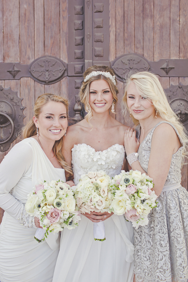 Boho glam styled shoot, photos by Lindsey Gomes Photography | via junebugweddings.com