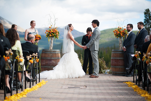 Breckenridge Colorado wedding, photos by Kira Horvath Photography | junebugweddings.com