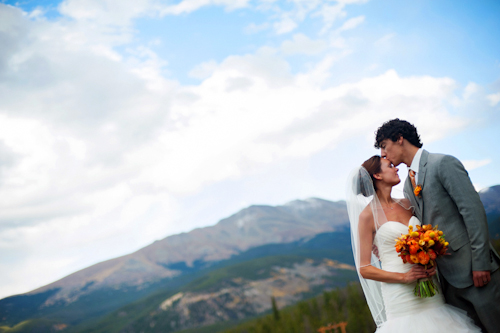 Breckenridge Colorado wedding, photos by Kira Horvath Photography | junebugweddings.com