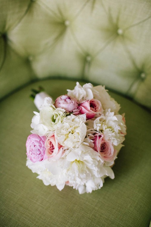 Modern chic wedding at the Viceroy Miami, photo by Becca Borge Photography | junebugweddings.com