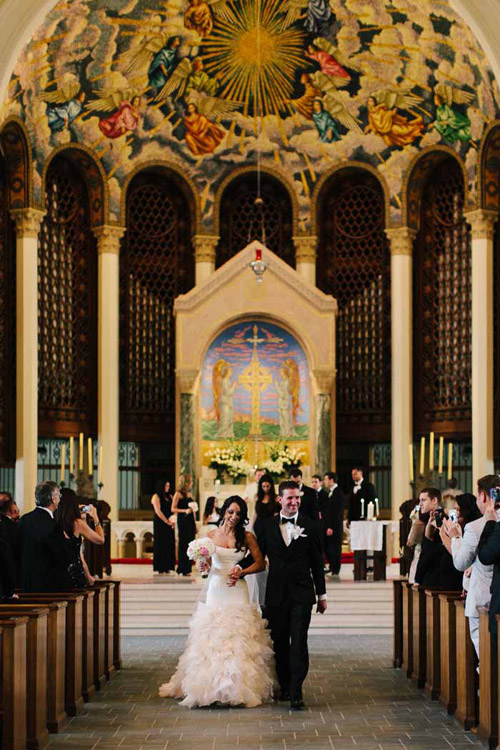 Modern chic wedding at the Viceroy Miami, photo by Becca Borge Photography | junebugweddings.com