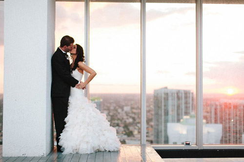 Modern chic wedding at the Viceroy Miami, photo by Becca Borge Photography | junebugweddings.com