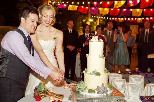 Bright wedding at The Gage Hotel in Marathon, Texas - photos by Spink Studio | junebugweddings.com