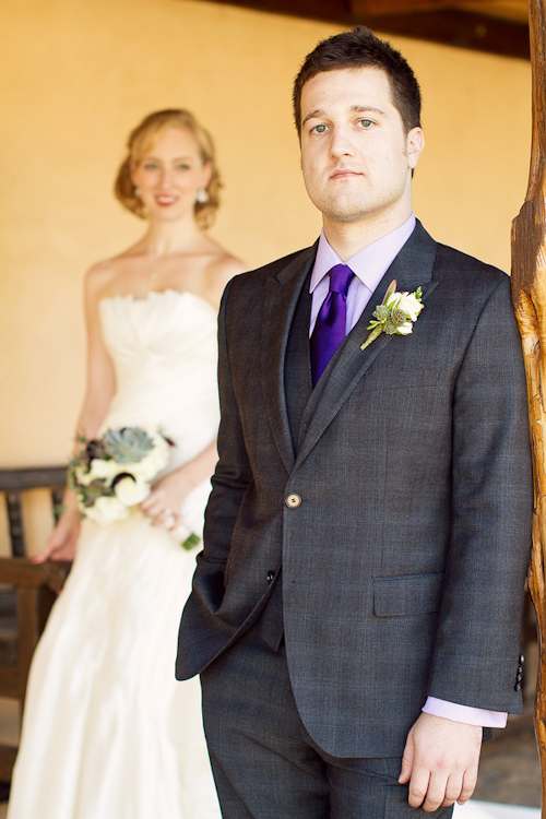 Bright wedding at The Gage Hotel in Marathon, Texas - photos by Spink Studio | junebugweddings.com