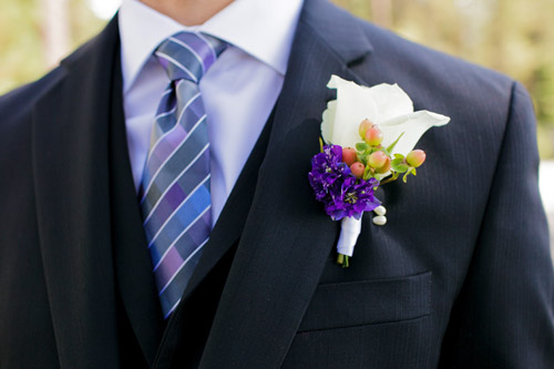 Lake Tahoe, Nevada modern wedding, photo by Mauricio Arias of Chrisman Studios | junebugweddings.com