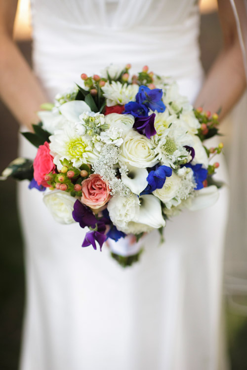 Lake Tahoe, Nevada modern wedding, photo by Mauricio Arias of Chrisman Studios | junebugweddings.com