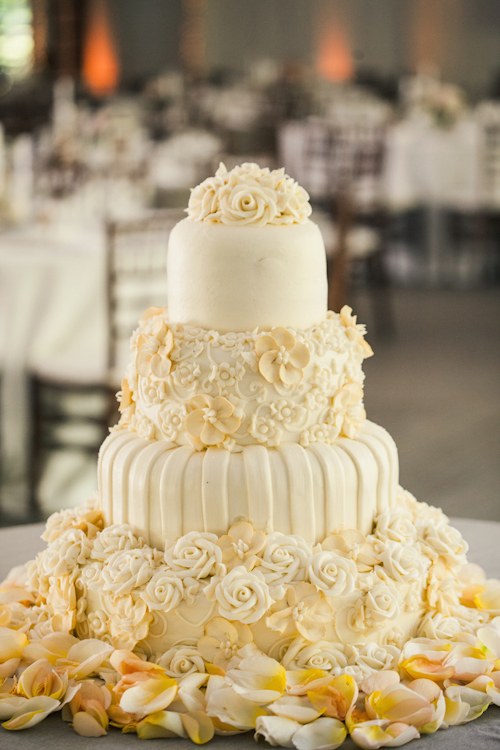 whimsical garden wedding in Malibu, California at Calamigos Ranch, with photos by Joy Marie Studios | junebugweddings.com