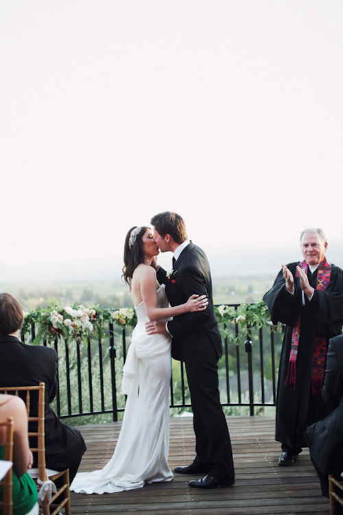 Elegant, rustic wedding at Auberge du Soleil, Napa. Floral design by Nancy Liu Chin, photos by Michele Waite | junebugweddings.com