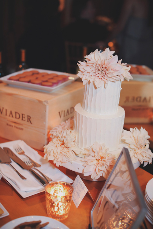 Elegant, rustic wedding at Auberge du Soleil, Napa. Floral design by Nancy Liu Chin, photos by Michele Waite | junebugweddings.com