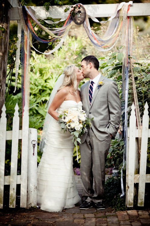 Nautical and Secret Garden inspired wedding on San Juan Island with photos by Laurel McConnell Photography | junebugweddings.com