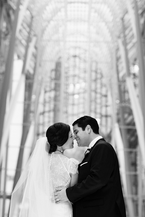 peach, pink and coral wedding at The Carlu in Toronto, Ontario, Canada with photos by Jenna & Tristan | via junebugweddings.com