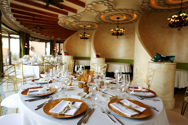 gold and white wedding and rehearsal dinner at Capella Pedregal Resort in Cabo San Lucas, photos by Chris Plus Lynn | via junebugweddings.com