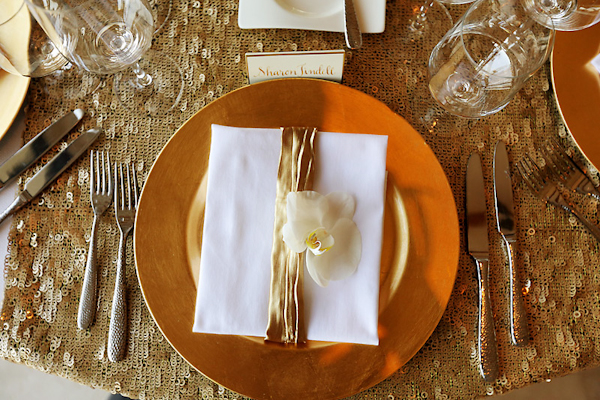 gold and white wedding and rehearsal dinner at Capella Pedregal Resort in Cabo San Lucas, photos by Chris Plus Lynn | via junebugweddings.com