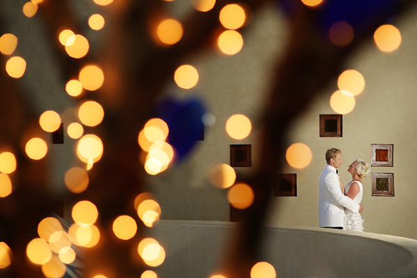 gold and white wedding and rehearsal dinner at Capella Pedregal Resort in Cabo San Lucas, photos by Chris Plus Lynn | via junebugweddings.com