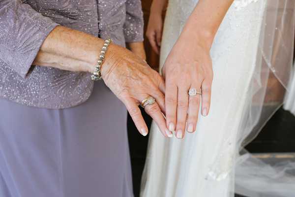 wedding at The William Aiken House in Charleston, South Carolina with photos by Paige Winn Photo | via junebugweddings.com