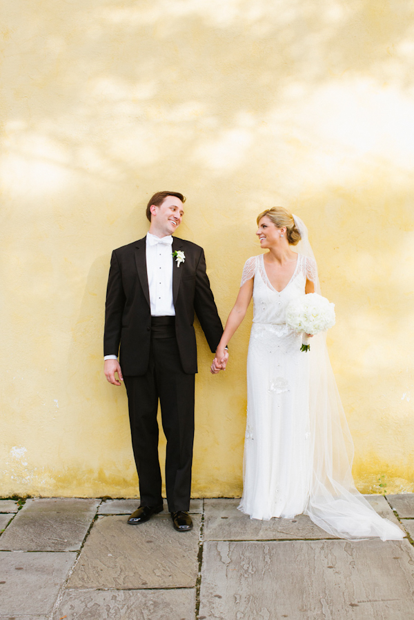 wedding at The William Aiken House in Charleston, South Carolina with photos by Paige Winn Photo | via junebugweddings.com