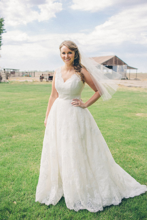 rustic cream and burlap California ranch wedding - photo by Kate Miller Photography | via junebugweddings.com