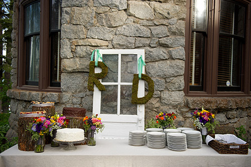 rustic, relaxed Lake Tahoe wedding from Felicia Events and Theilen Photography | via junebugweddings.com