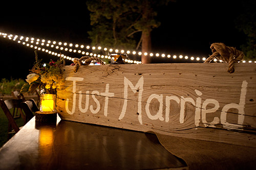 rustic, relaxed Lake Tahoe wedding from Felicia Events and Theilen Photography | via junebugweddings.com