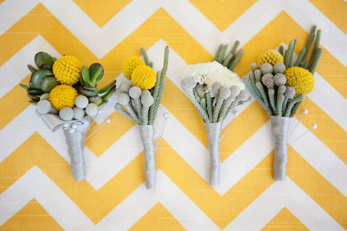 Yellow and white modern decor at Santiago Canyon Estate from April Smith & Co. Photography | junebugweddings.com