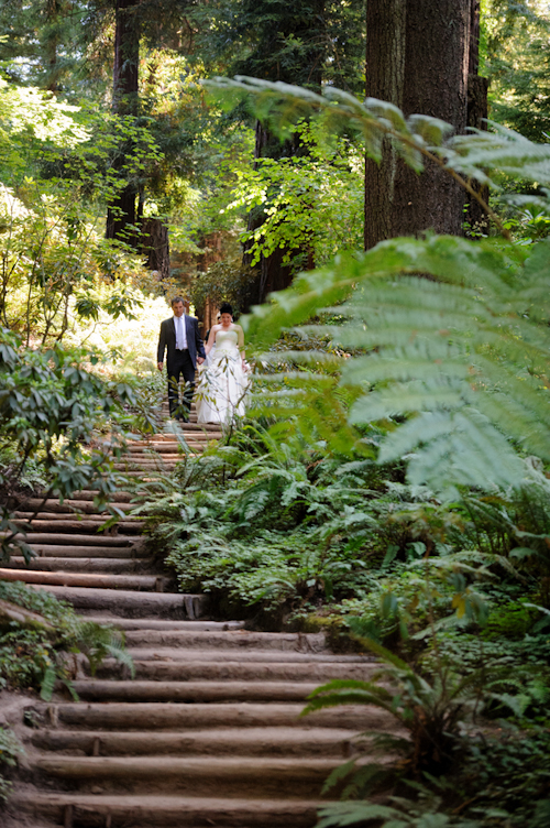 Schoolhouse themed wedding from Bellalu Photography | junebugweddings.com