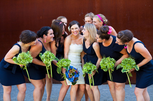 Seattle summer wedding at the Olympic Sculpture Park - photo by La Vie Photography | junebugweddings.com