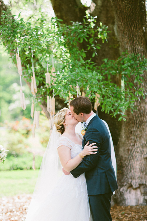 Southern wedding in Charleston, South Carolina, photos by Caroline Ghetes | via junebugweddings.com