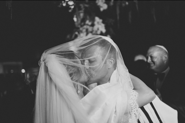 wedding at Fairmont Mayakoba Hotel in Playa Del Carmen, Mexico, photo by Fer Juaristi | via junebugweddings.com