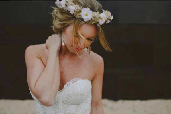 wedding at Fairmont Mayakoba Hotel in Playa Del Carmen, Mexico, photo by Ed Peers | via junebugweddings.com