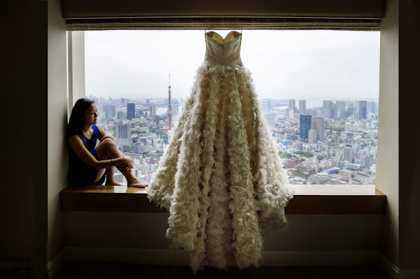 wedding at Ritz Carlton Tokyo with photos by 37 Frames Photography | via junebugweddings.com