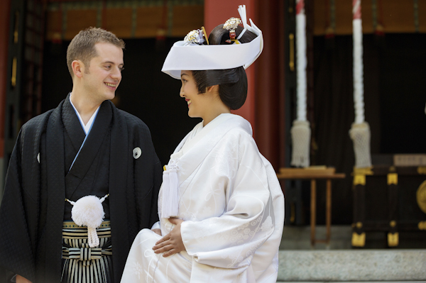 wedding at Ritz Carlton Tokyo with photos by 37 Frames Photography | via junebugweddings.com