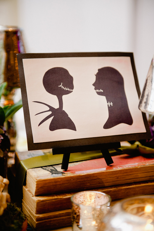 Whimsical wedding from Off BEET Productions | junebugweddings.com