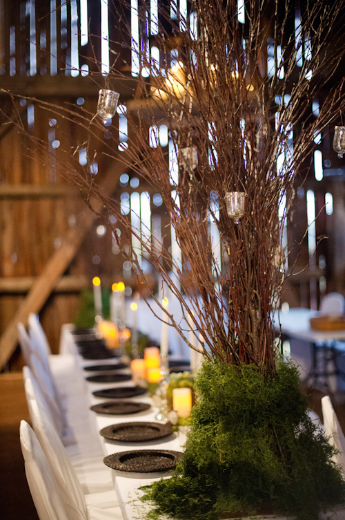 Barn wedding with woodland decor by Kelly Sweet Photography | junebugweddings.com