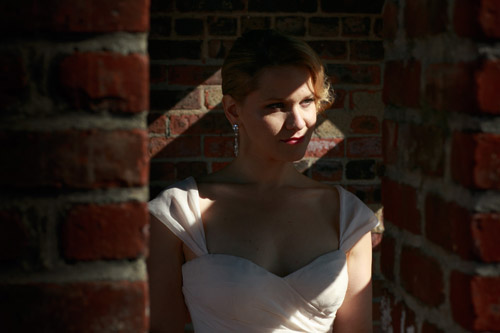 industrial wedding at The Liberty Warehouse, Brooklyn, NY with woodland decor - Elizabeth Duncan Events and Gulnara Studios | via junebugweddings.com