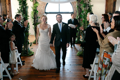 industrial wedding at The Liberty Warehouse, Brooklyn, NY with woodland decor - Elizabeth Duncan Events and Gulnara Studios | via junebugweddings.com