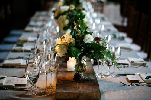 industrial wedding at The Liberty Warehouse, Brooklyn, NY with woodland decor - Elizabeth Duncan Events and Gulnara Studios | via junebugweddings.com