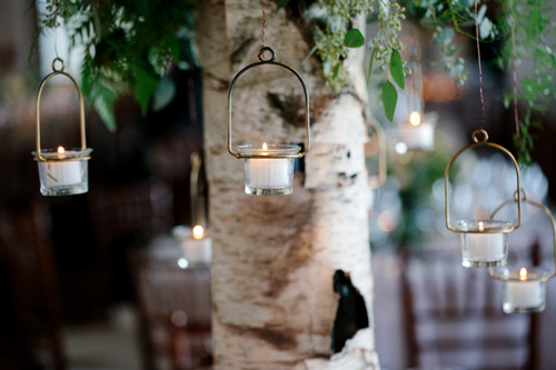 industrial wedding at The Liberty Warehouse, Brooklyn, NY with woodland decor - Elizabeth Duncan Events and Gulnara Studios | via junebugweddings.com