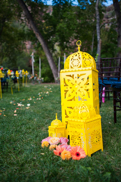 colorful yellow, peacock blue and teal wedding in Colorado, photo by Nate and Jenny Weddings | junebugweddings.com