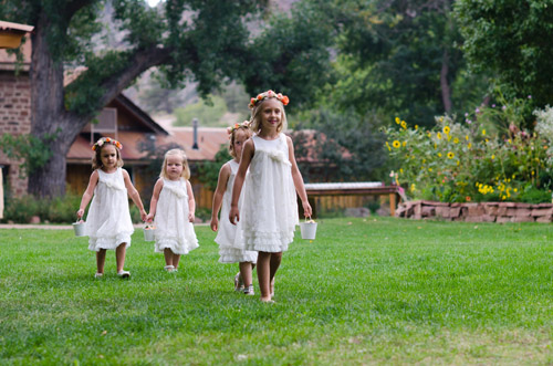 colorful yellow, peacock blue and teal wedding in Colorado, photo by Nate and Jenny Weddings | junebugweddings.com