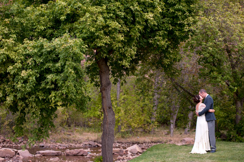 colorful yellow, peacock blue and teal wedding in Colorado, photo by Nate and Jenny Weddings | junebugweddings.com